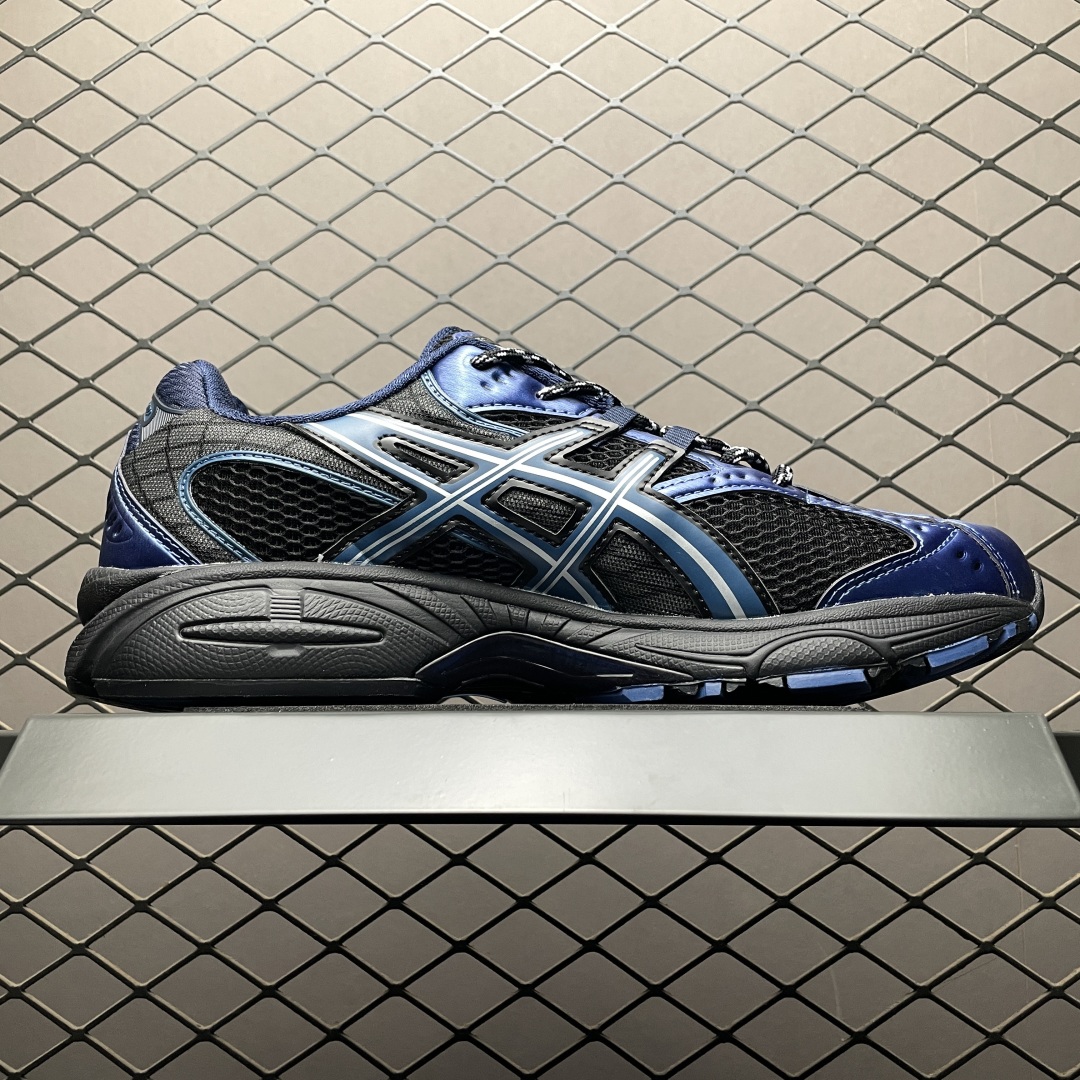   Asics 亚瑟士 GEL-Nimbus 10.1 低帮运动休闲跑步鞋 1203A543-002 高