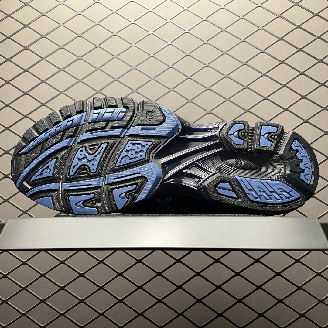   Asics 亚瑟士 GEL-Nimbus 10.1 低帮运动休闲跑步鞋 1203A543-002 高