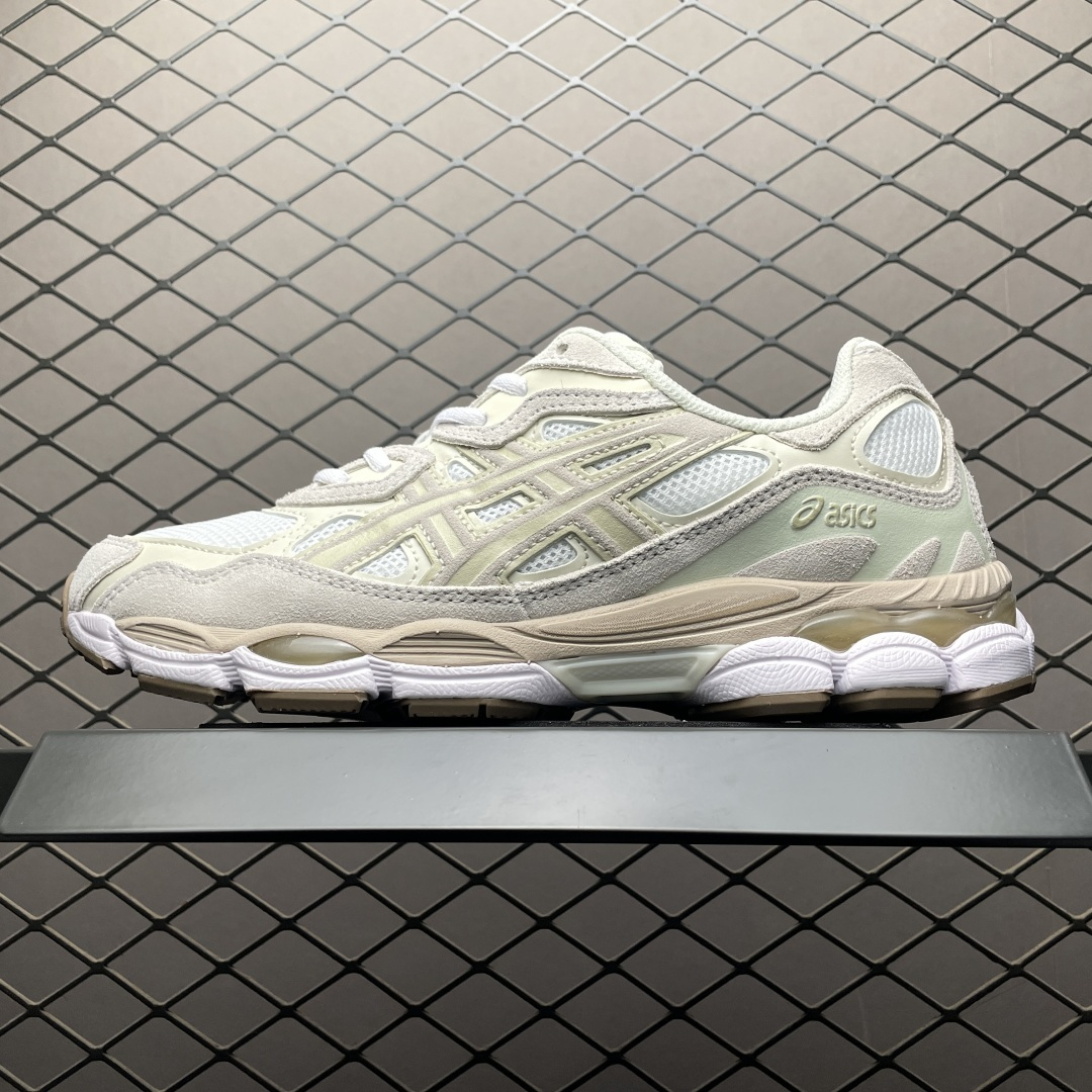 💰530 純原Asics 亞瑟士 GEL-NYC 低幫運動休閒跑步鞋 1203A663-102 平臺專供品質 區別市面通貨 尺碼：36 37 37.5 38 39 39.5 40 40.5 41.5 42 42.5 43.5 44 45 
