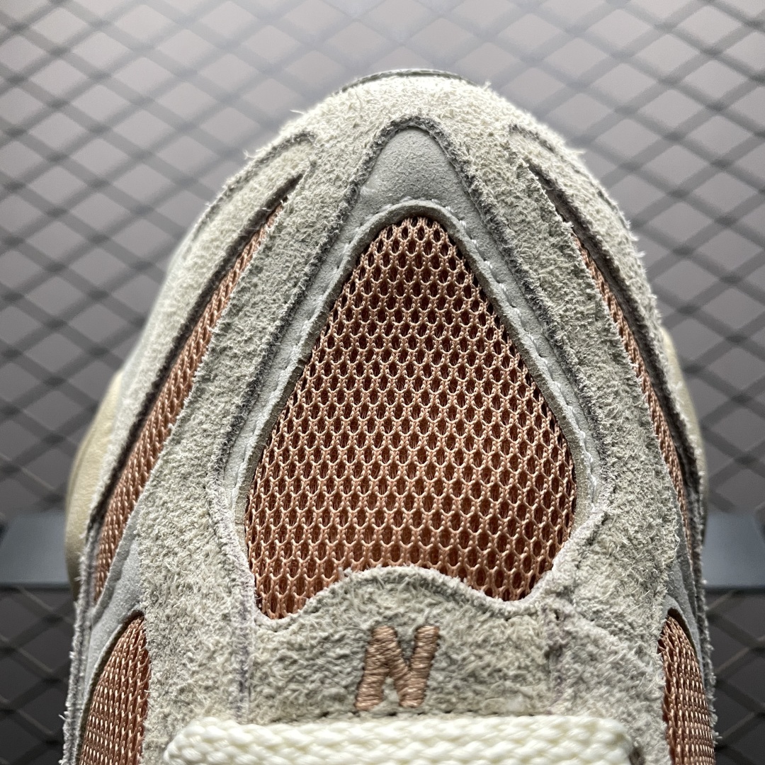 调价💰220 纯原 New Balance 新百伦 U9060CWF 复古休闲慢跑鞋 尺码：36 37 37.5 38 38.5 39.5 40 40.5 41.5 42 42.5 43 44 44.5 45 编号：27YEFF131