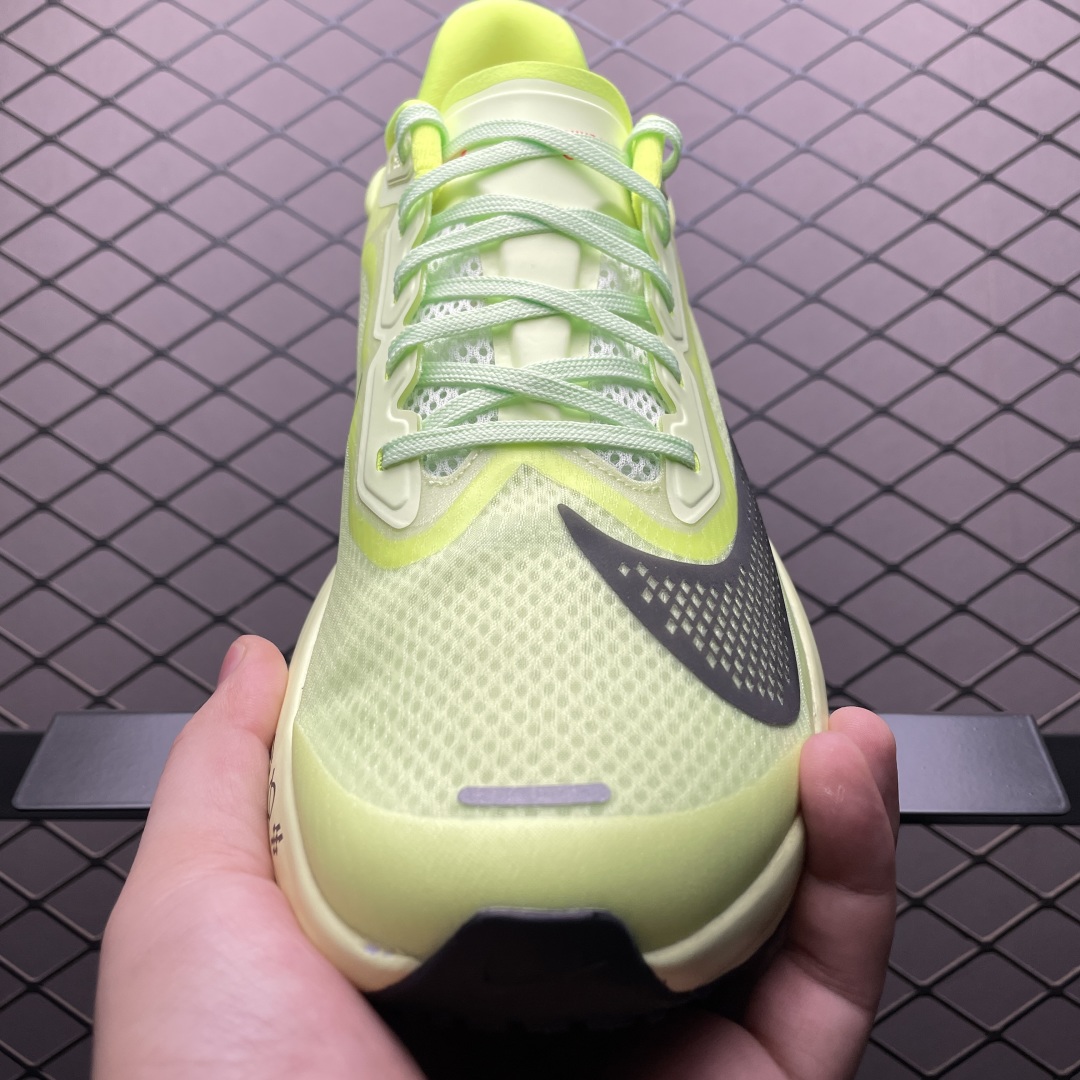  NK Zoom Fly 6 EK 马拉松超轻跑鞋 FN8454-701 尺码：36 36.5 37.5