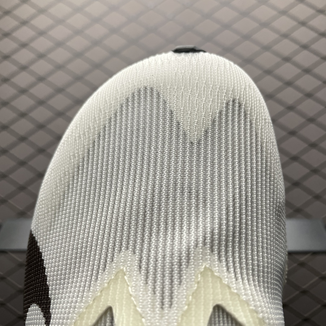  NK zoom Vaporfly Next %4 超轻网面跑步鞋 HV6107-100 尺码：36 3
