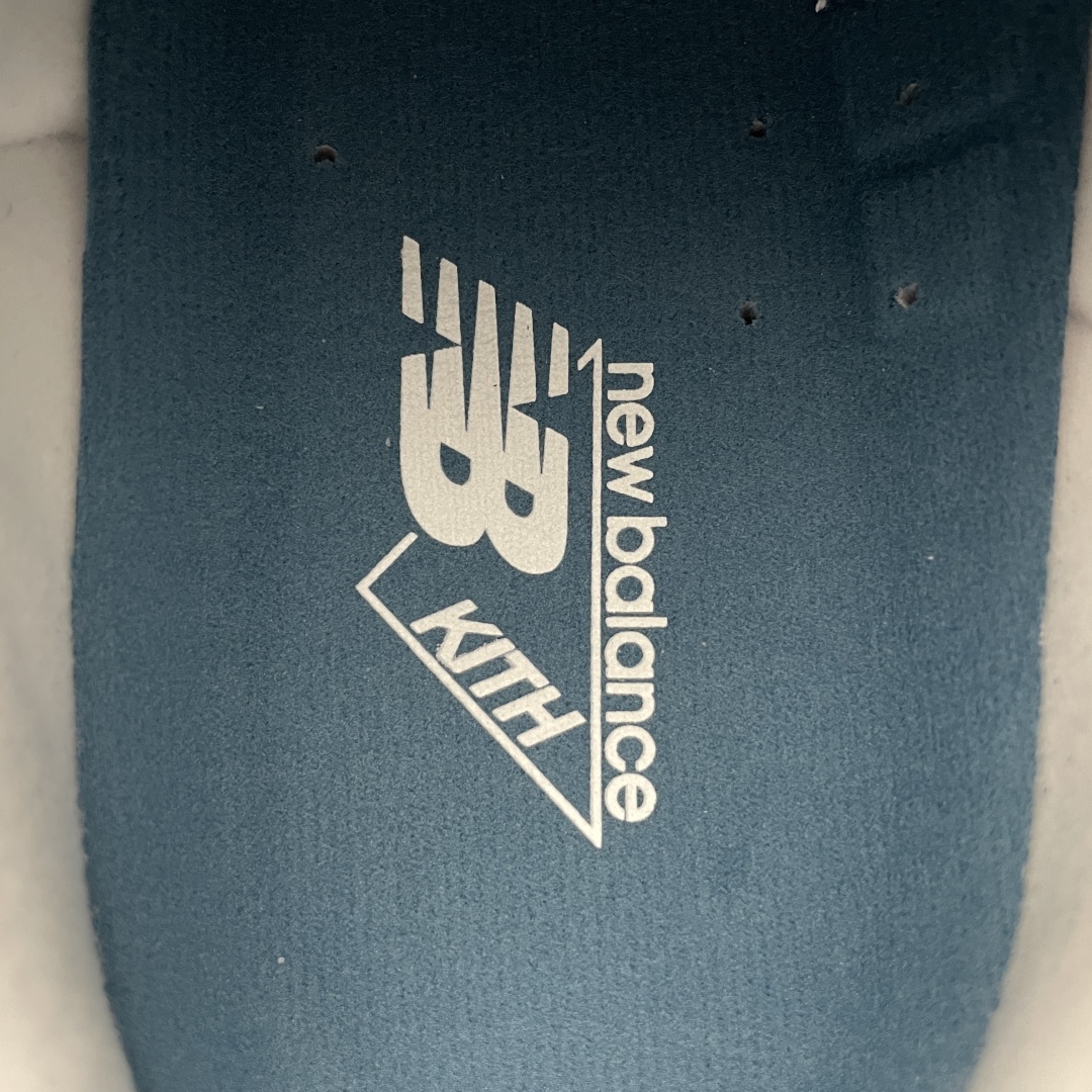 调价💰320 纯原 纯原版本 KITH x New Balance 新百伦 U991KH2 联名复古休闲鞋 原鞋开发 新开独立私模大底 全网唯一正确组合大底 高端零售专供产物 尺码：36 37 37.5 38 38.5 39.5 40 40.5 41.5 42 42.5 43 44 44.5 45 46.5 编号：37IGTT12