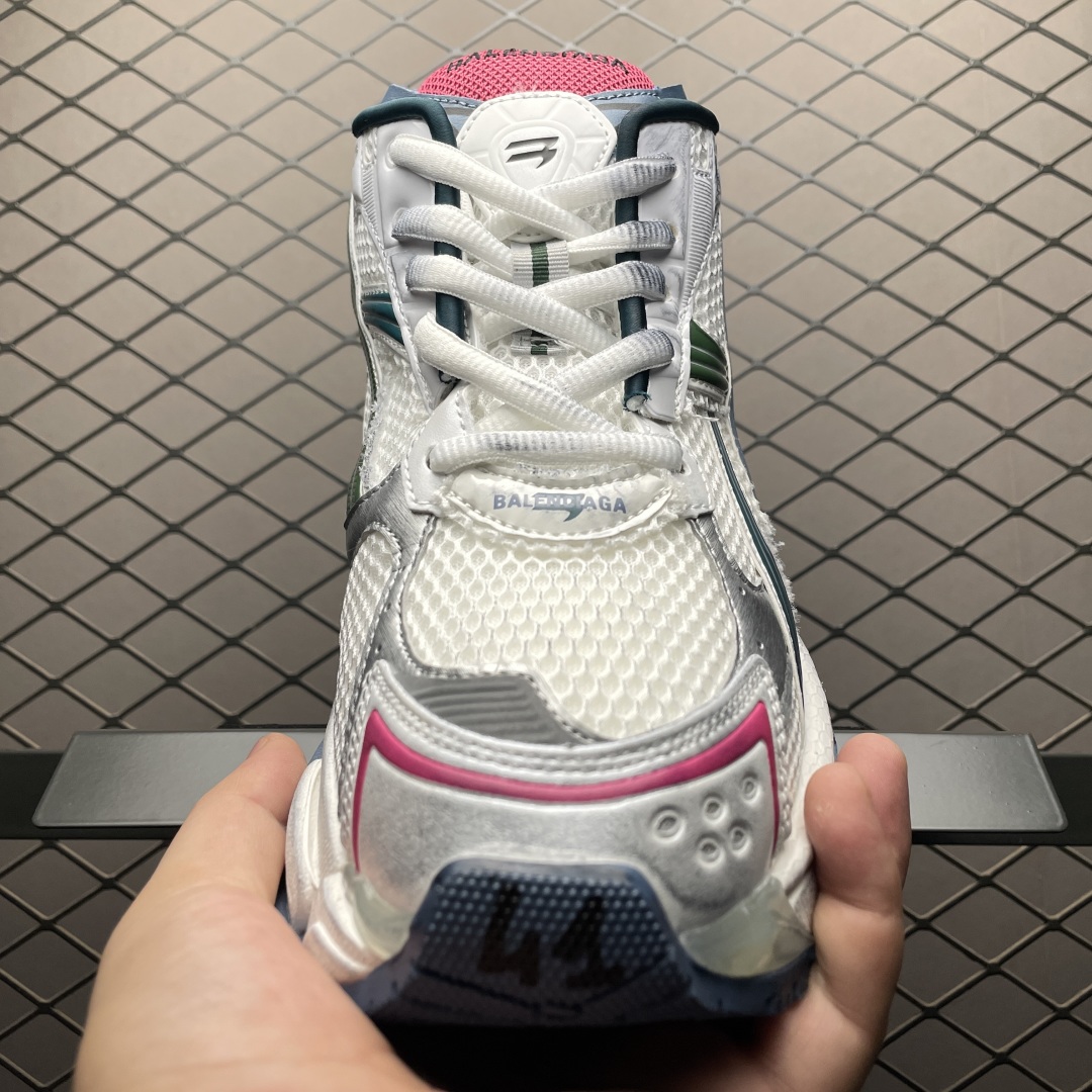 调价💰450 纯原 Balenciaga 巴黎世家 Runner 巴黎手工做旧款复古老爹鞋 官方原配套鞋盒 防尘纸配套齐全 尺码：35 36 37 38 39 40 41 42 43 44 45 46 编号：50IFTU6
