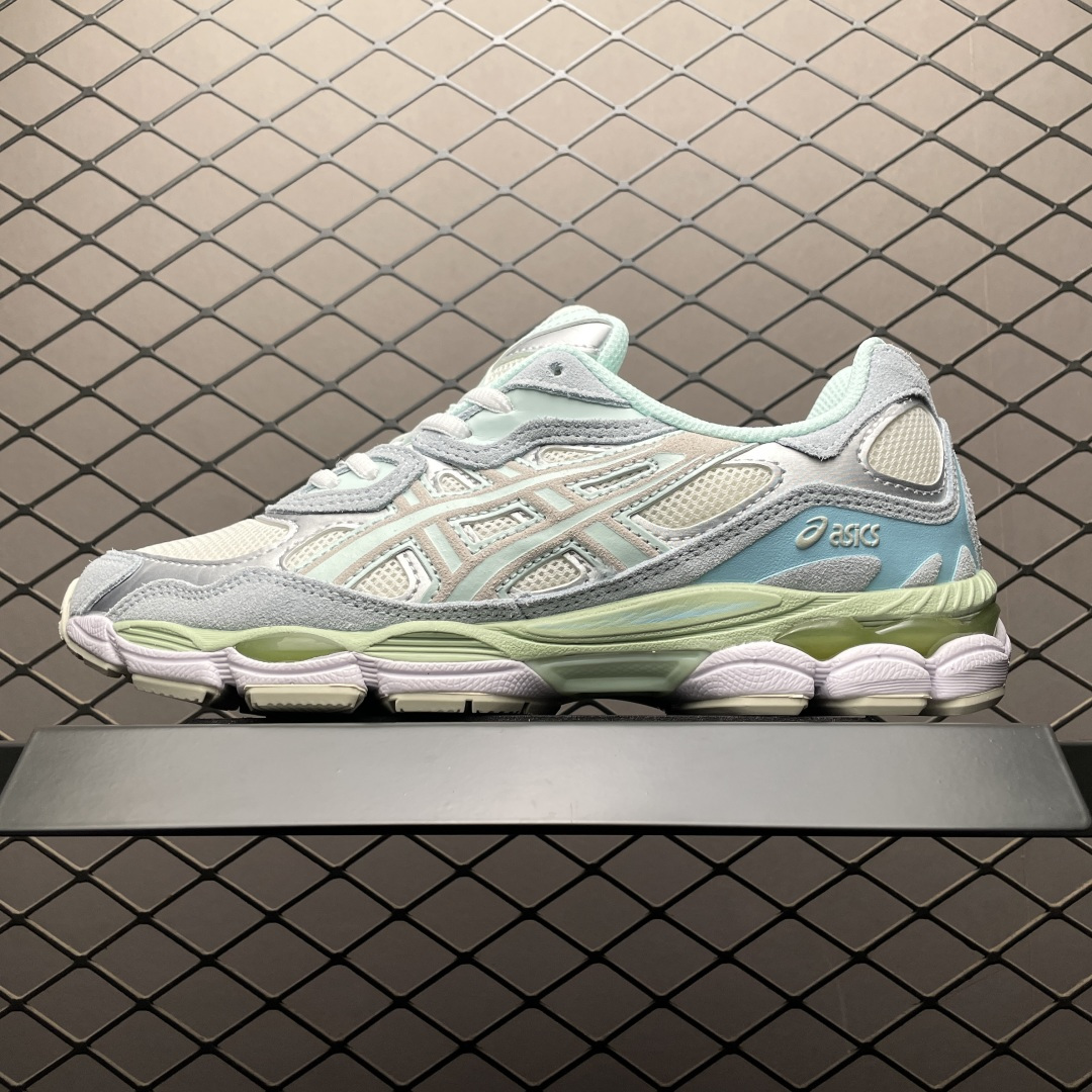 💰530 純原Asics 亞瑟士 GEL-NYC 低幫運動休閒跑步鞋 1203A383-100 平臺專供品質 區別市面通貨 尺碼：36 37 37.5 38 39 39.5 40 40.5 41.5 42 42.5 43.5 44 45 