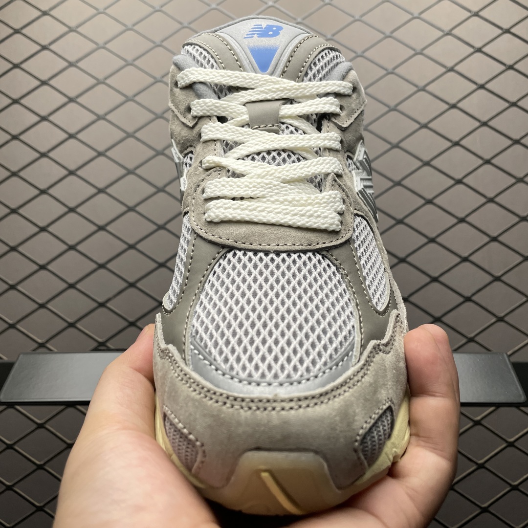  New Balance 新百伦 U2010GD 复古休闲慢跑鞋 尺码：36 37 37.5 38 38