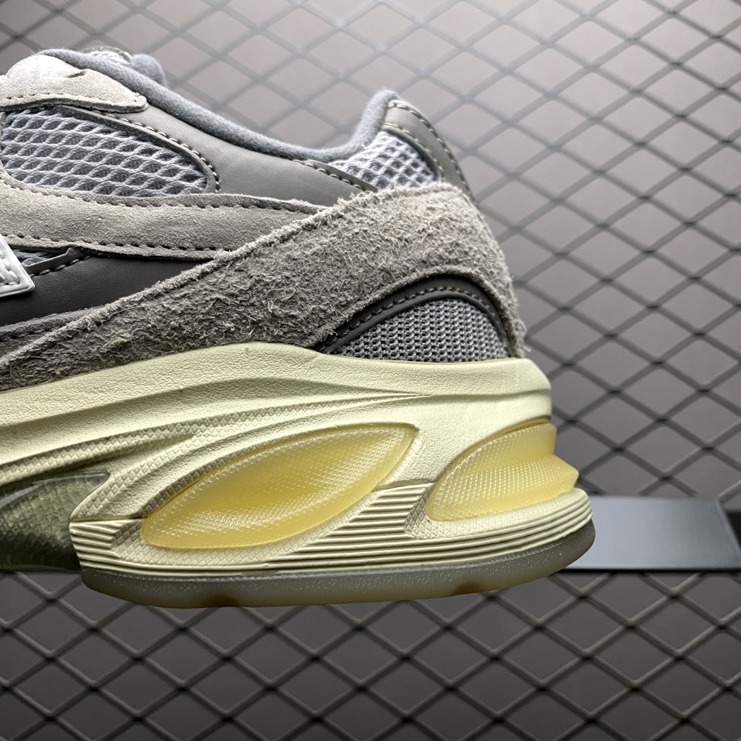 New Balance 新百伦 U2010GD 复古休闲慢跑鞋 尺码：36 37 37.5 38 38