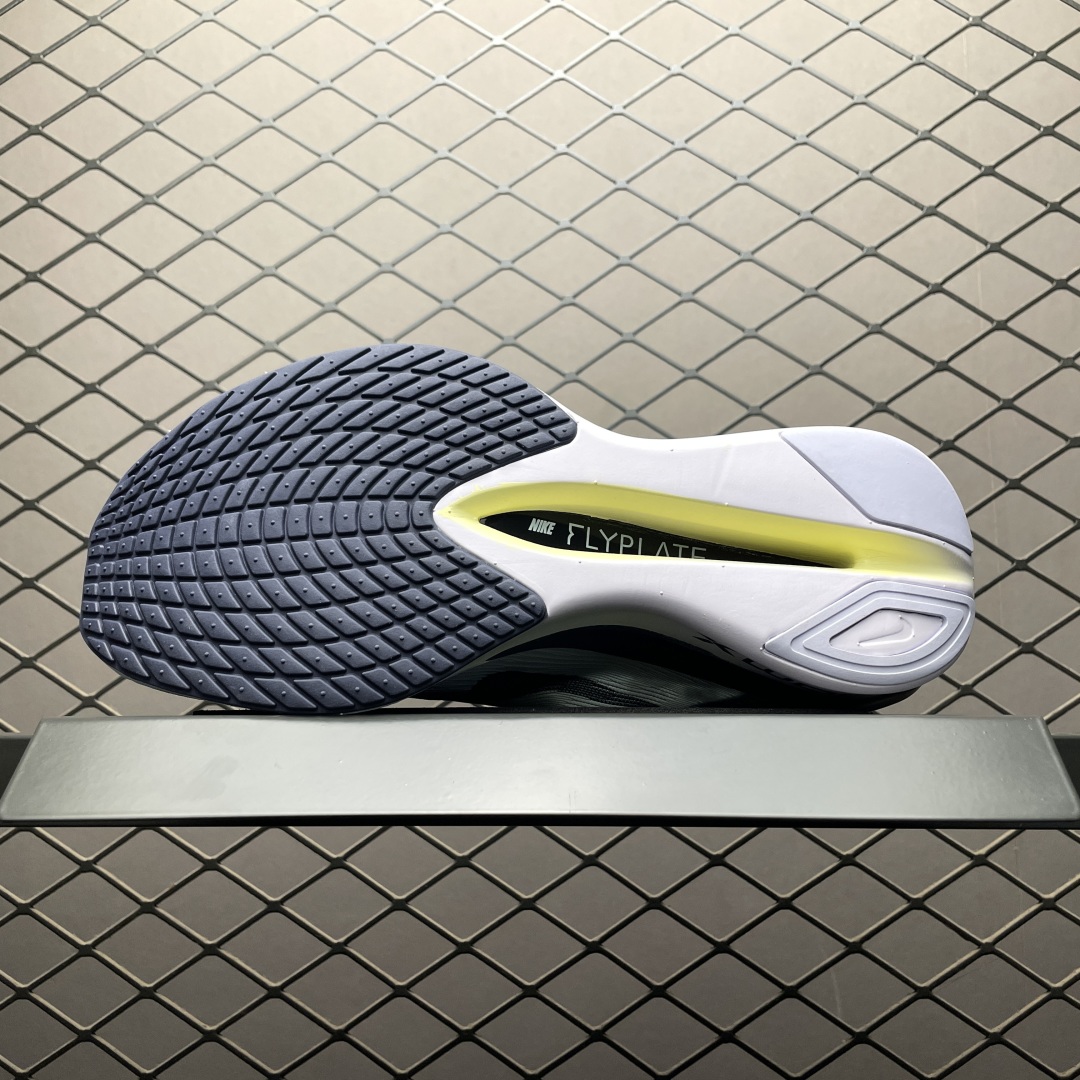  NK Vaporfly Next %4 超轻网面跑步鞋 HF6412-400 尺码：36 36.5 3