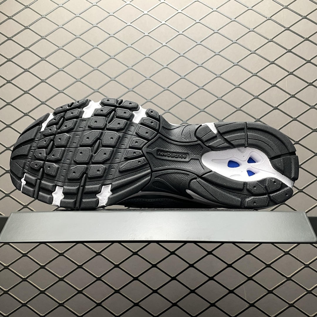  New Balance 新百伦 U740JPG 复古休闲慢跑鞋 全新版本 老牌大厂DT出品 尺码：36