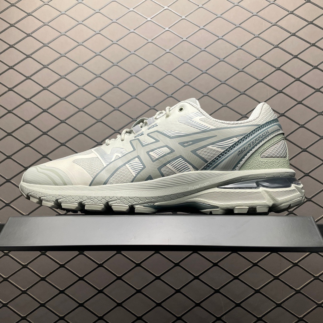   Asics 亚瑟士 GEL-Terrain 低帮运动休闲跑步鞋 平台专供品质 区别市面通货 尺码：4