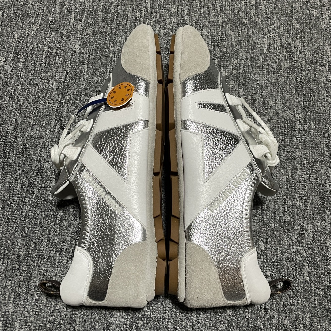   Louis Vuitton 春夏 Sneakerina LV 路易威登 系列运动鞋 德训鞋 平底鞋休