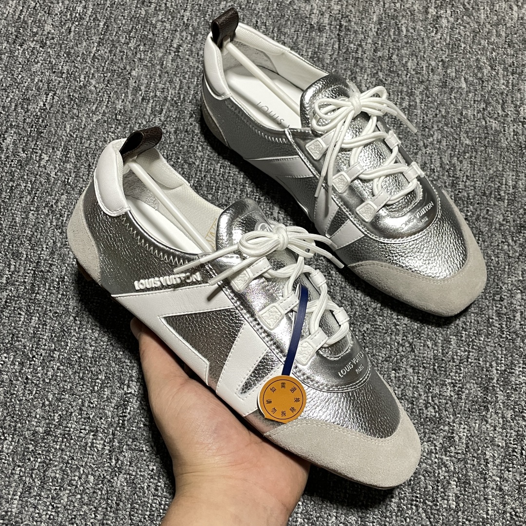   Louis Vuitton 春夏 Sneakerina LV 路易威登 系列运动鞋 德训鞋 平底鞋休
