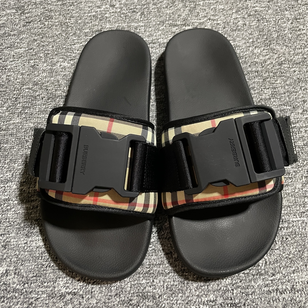  BBR 巴宝莉 低帮休闲拖鞋 全新海淘代购同渠道品质 高端零售 外贸充正专供 原版购入开发 ZP级全套