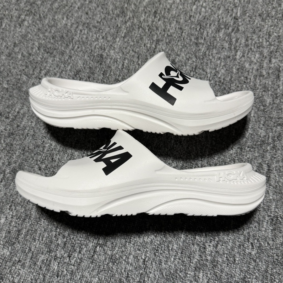   莞产原厂品质 HOKA ONE ONE ORA 舒适休闲 超轻超弹力厚底轻量休闲一字拖鞋 凉鞋 原版