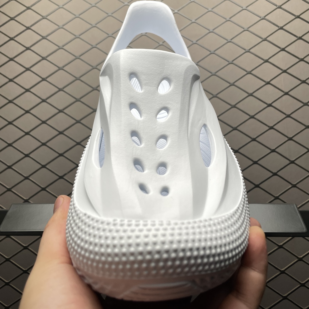   莞产原厂品质 HOKA ONE ONE 舒适休闲 超轻超弹力厚底轻量休闲凉鞋 包头拖鞋 洞洞鞋  原