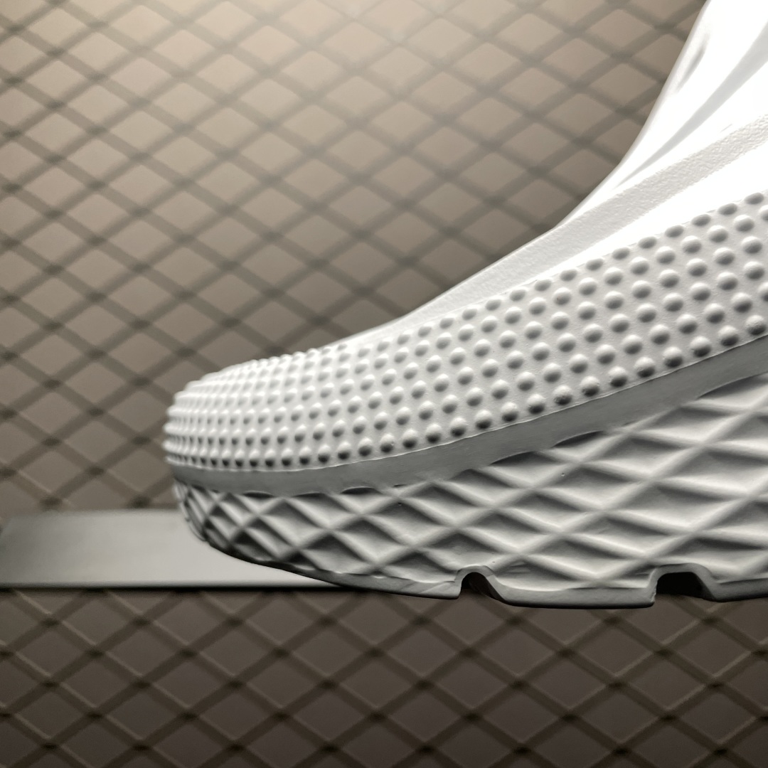   莞产原厂品质 HOKA ONE ONE 舒适休闲 超轻超弹力厚底轻量休闲凉鞋 包头拖鞋 洞洞鞋  原