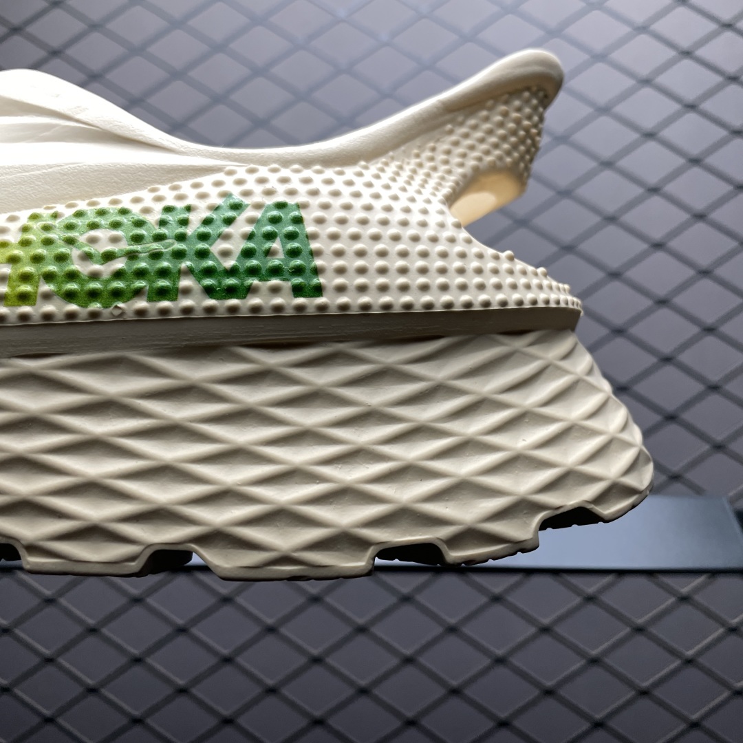   莞产原厂品质 HOKA ONE ONE 舒适休闲 超轻超弹力厚底轻量休闲凉鞋 包头拖鞋 洞洞鞋  原