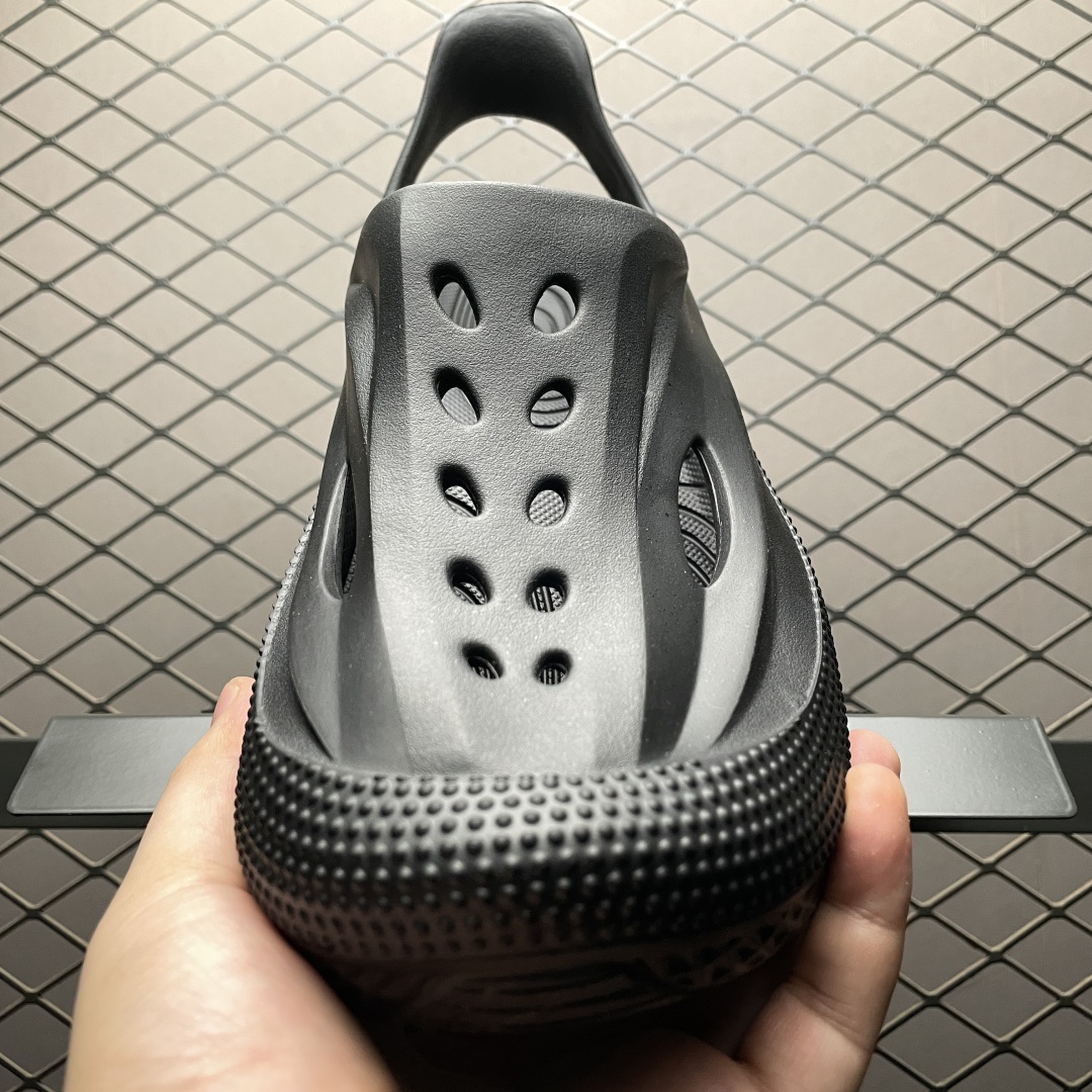   莞产原厂品质 HOKA ONE ONE 舒适休闲 超轻超弹力厚底轻量休闲凉鞋 包头拖鞋 洞洞鞋  原
