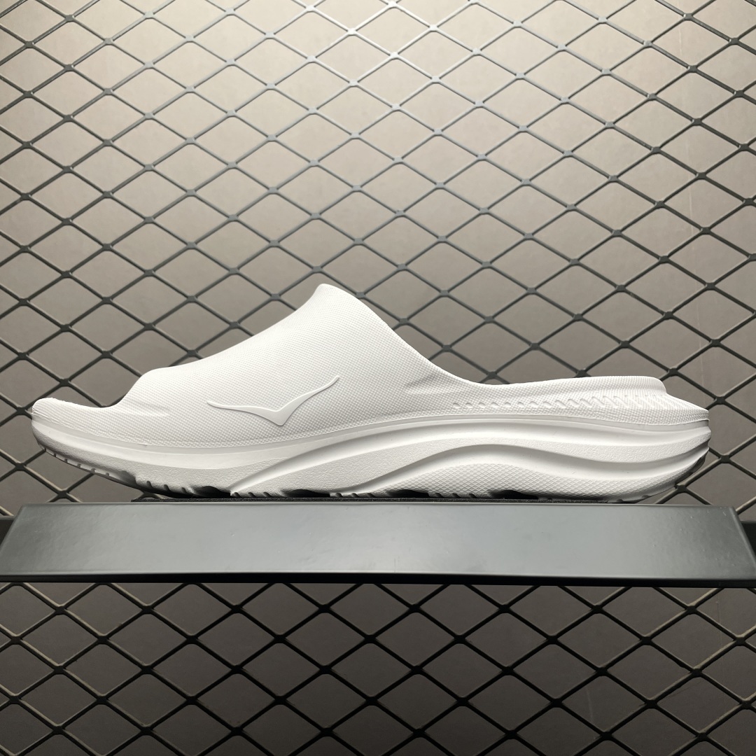  莞产原厂品质 HOKA ONE ONE ORA 舒适休闲 超轻超弹力厚底轻量休闲一字拖鞋 凉鞋 原版