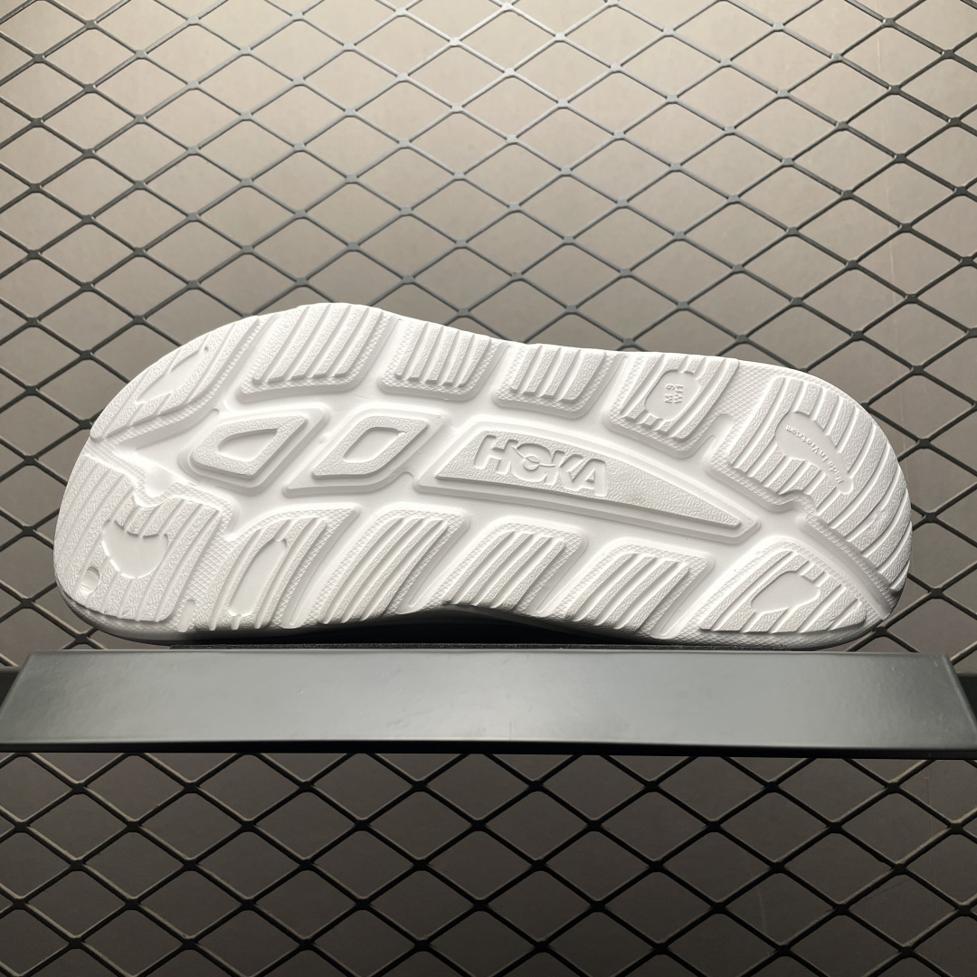   莞产原厂品质 HOKA ONE ONE ORA 舒适休闲 超轻超弹力厚底轻量休闲一字拖鞋 凉鞋 原版