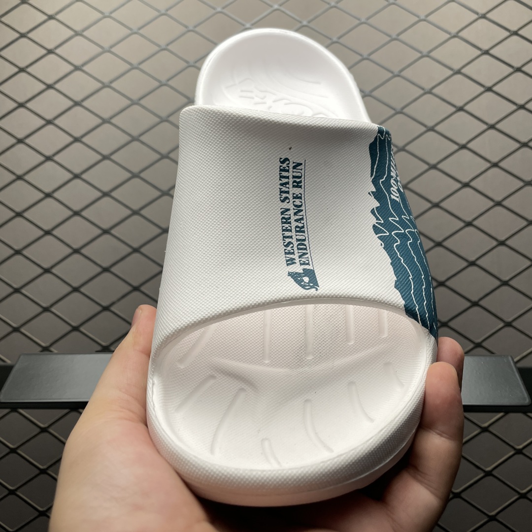   莞产原厂品质 HOKA ONE ONE ORA 舒适休闲 超轻超弹力厚底轻量休闲一字拖鞋 凉鞋 原版