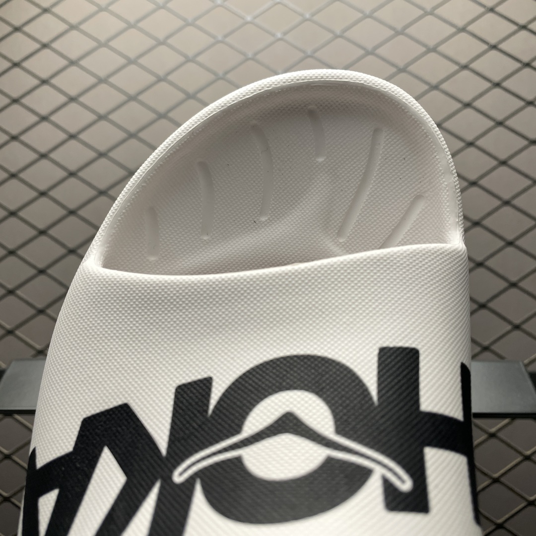   莞产原厂品质 HOKA ONE ONE ORA 舒适休闲 超轻超弹力厚底轻量休闲一字拖鞋 凉鞋 原版