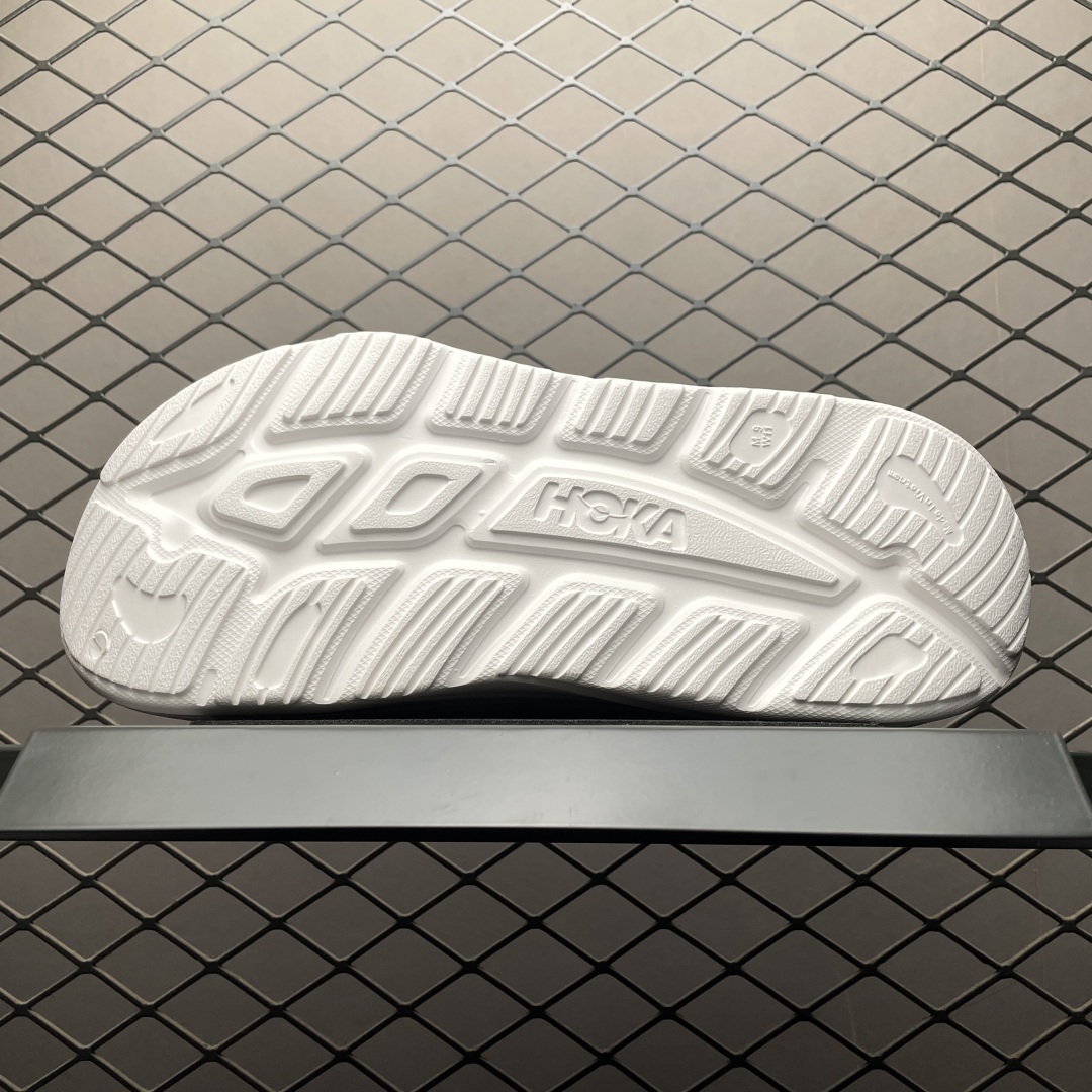   莞产原厂品质 HOKA ONE ONE ORA 舒适休闲 超轻超弹力厚底轻量休闲一字拖鞋 凉鞋 原版