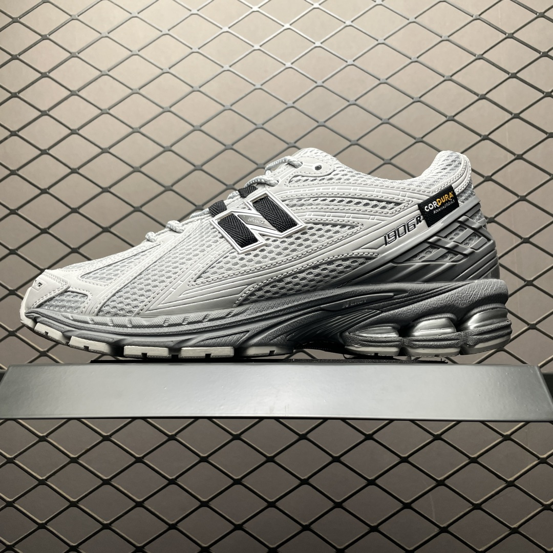 💰550 純原New Balance 新百倫 U1906ROA 復古休閒跑步鞋 尺碼：36 37 37.5 38 38.5 39.5 40 40.5 41.5 42 42.5 43 44 44.5 45 46.5 編號：25TDEF202