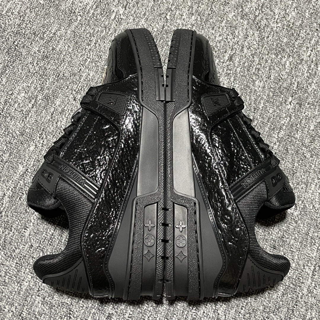  Louis Vuitton 路易威登 LV Trainer 低帮休闲板鞋 海淘代购同渠道品质 高端零售