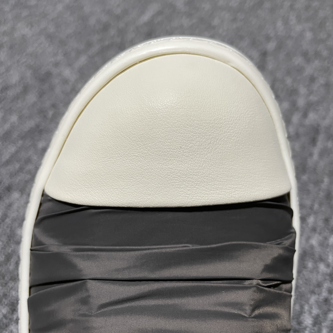  Rick Owens 瑞克 欧文斯 低帮高街休闲板鞋 原鞋开发 独家私模大底 针车间距都是极致还原 一