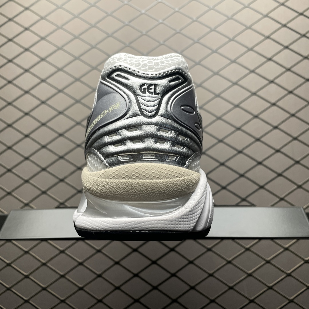  Asics 亚瑟士 GEL-Kayano 14 低帮运动休闲跑步鞋 1203A537-110 平台专供