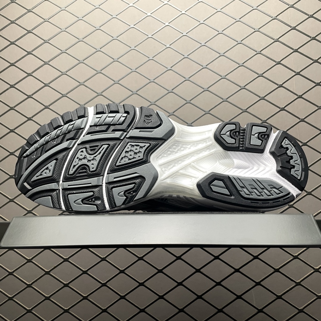  Asics 亚瑟士 GEL-Kayano 14 低帮运动休闲跑步鞋 1203A537-110 平台专供