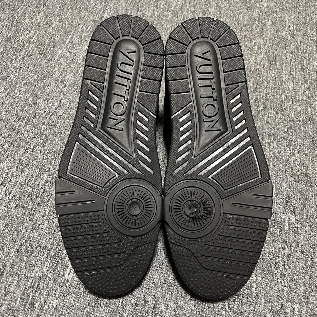   Louis Vuitton 路易威登 LV Trainer 低帮休闲板鞋 海淘代购同渠道品质 高端零