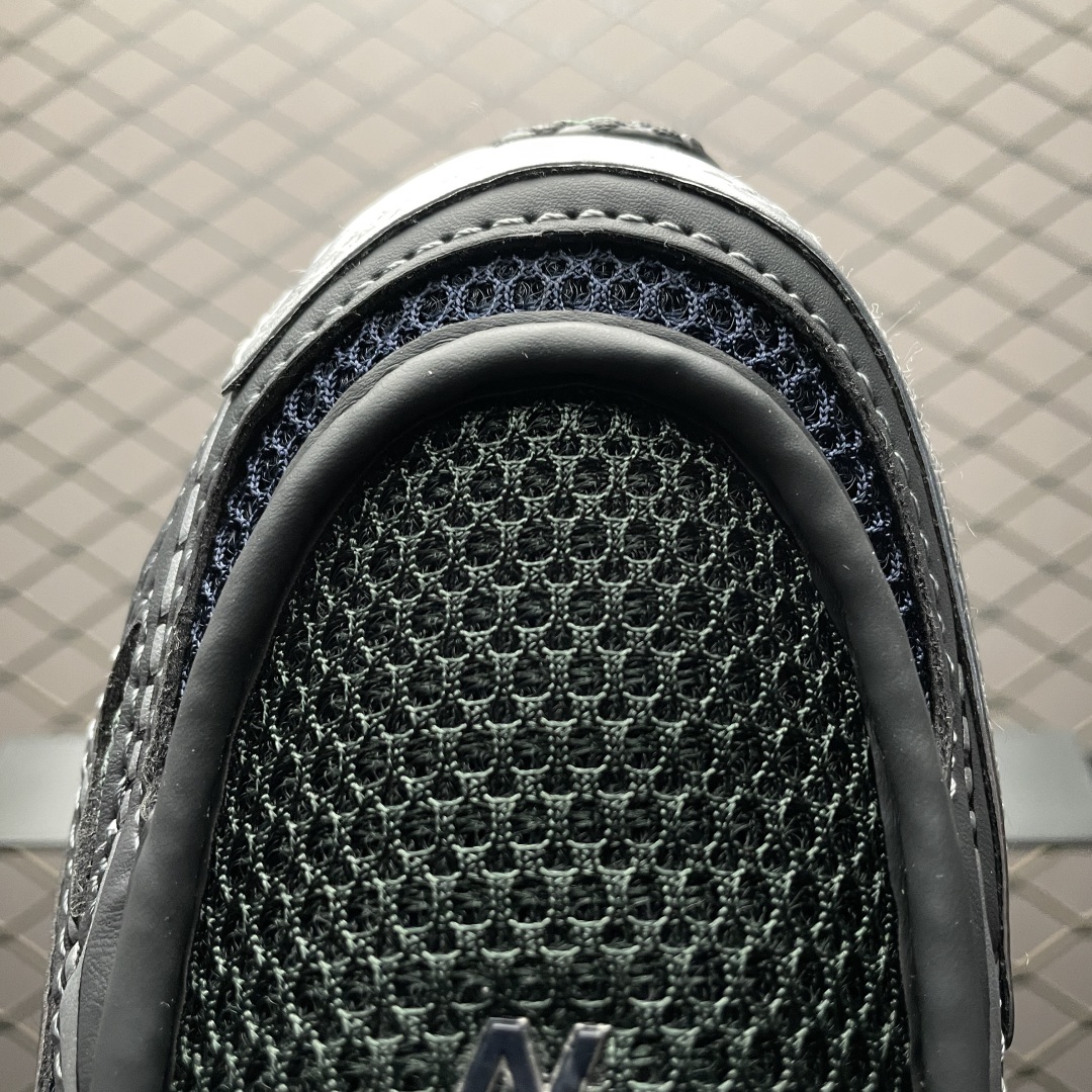  New Balance 新百伦 复古休闲跑步鞋 U1906LOA 尺码：36 37 37.5 38 3