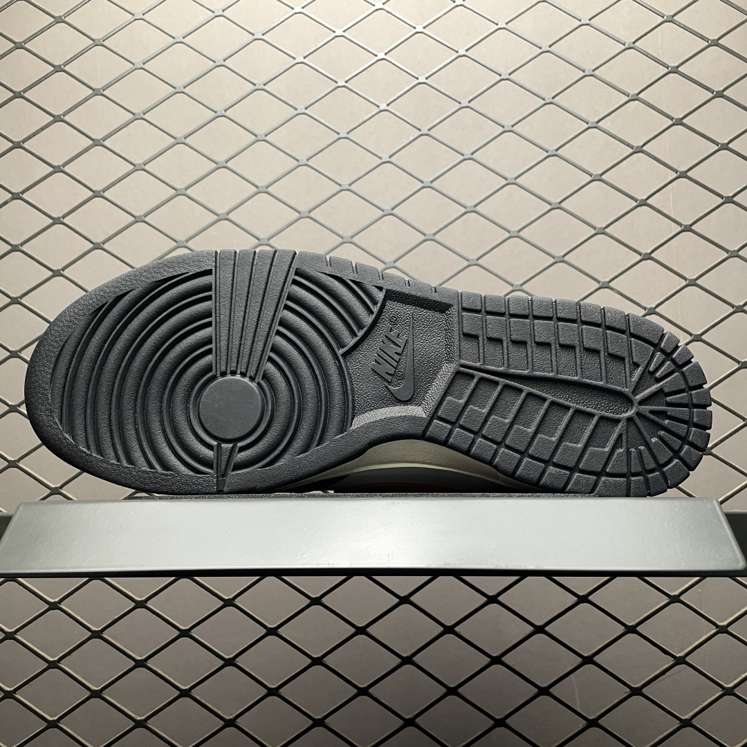   NK Dunk Low 客制款 低帮休闲板鞋 DD1391-100 尺码：40 40.5 41 42