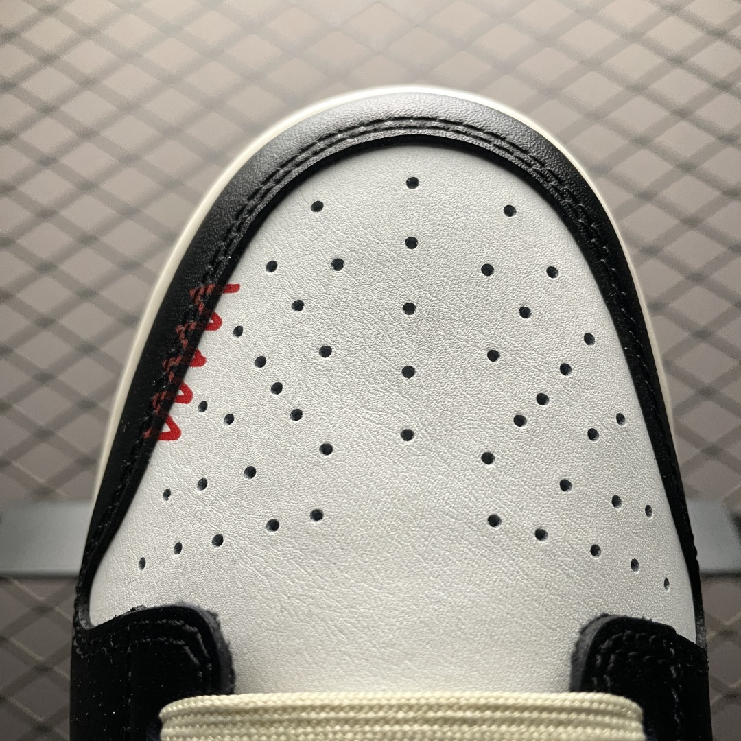   NK Dunk Low 客制款 低帮休闲板鞋 DD1391-100 尺码：40 40.5 41 42