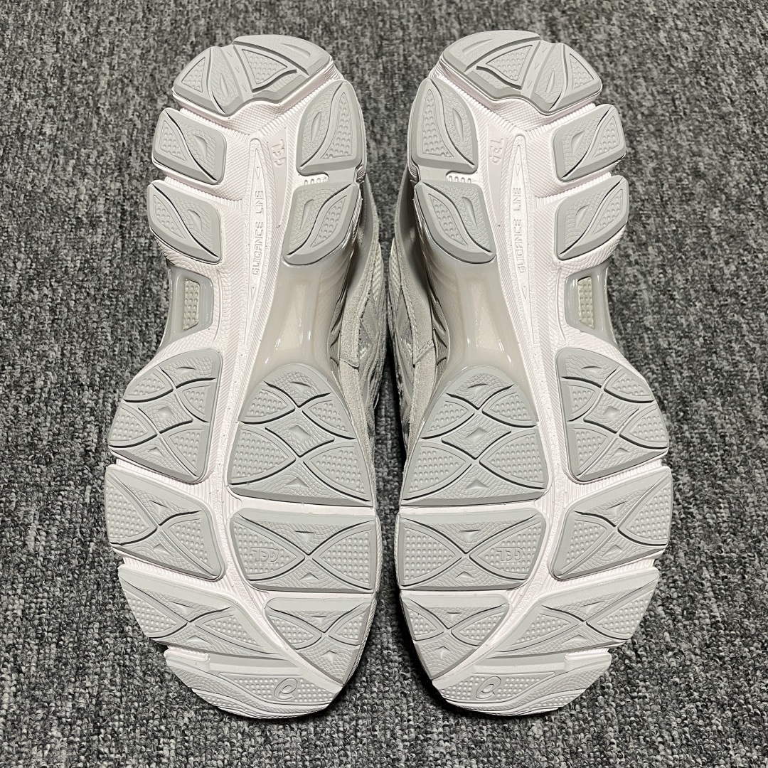  纯原 Asics 亚瑟士 GEL-NYC 低帮运动休闲跑步鞋 1203A663-101 高端零售专供品