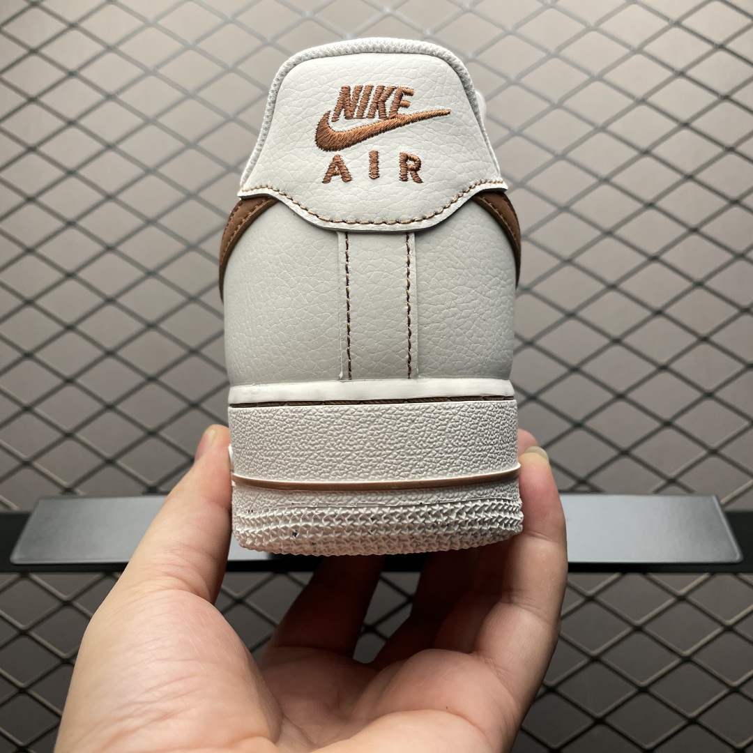   NK Air Force 1 Low 空军一号低帮休闲板鞋 HQ2037-101 原厂冲刀皮料切割干