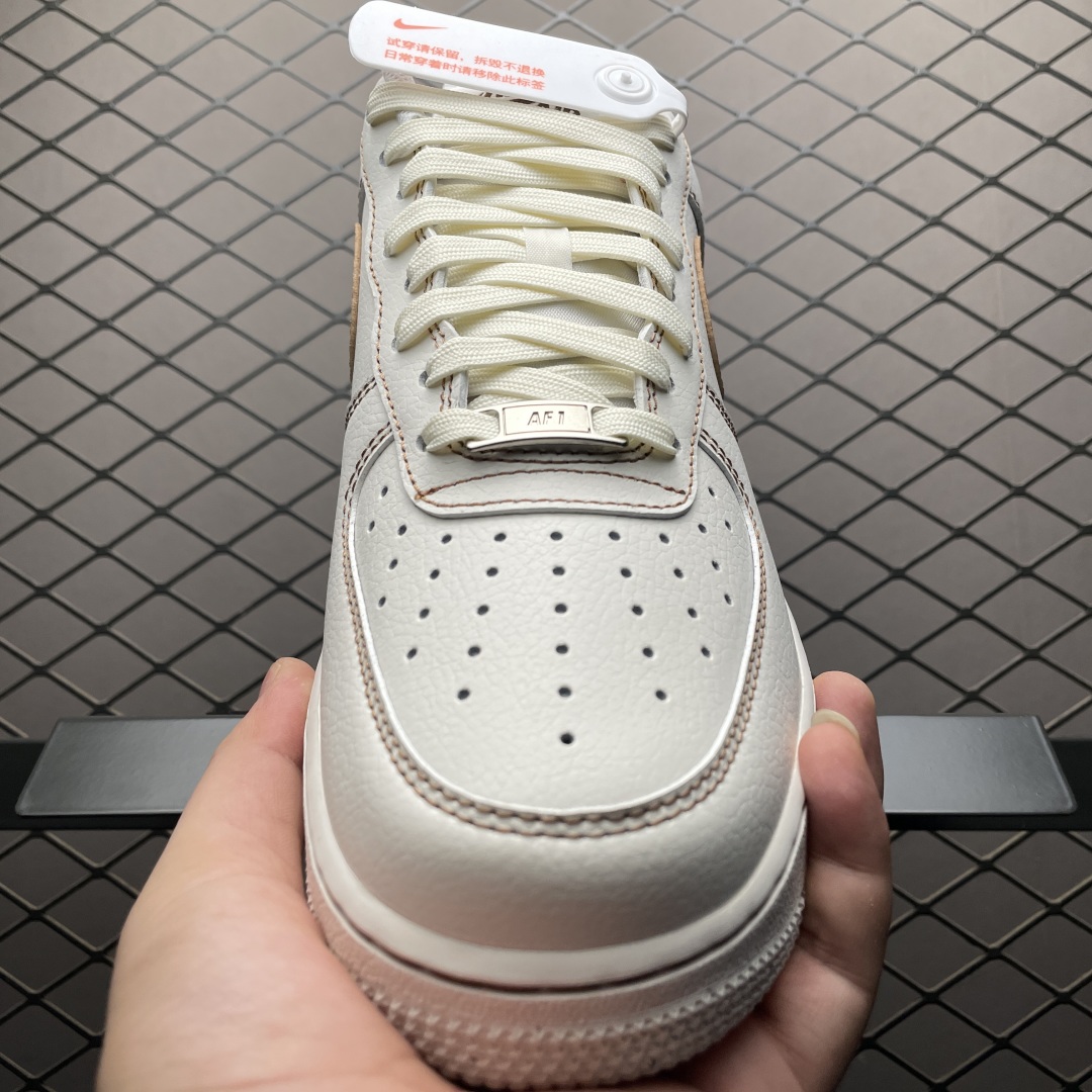   NK Air Force 1 Low 空军一号低帮休闲板鞋 HQ2037-101 原厂冲刀皮料切割干