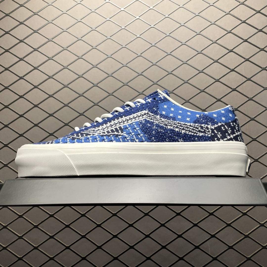   Vans 万斯 Old Skool 低帮休闲板鞋 尺码：35 36 36.5 37 38 38.5 