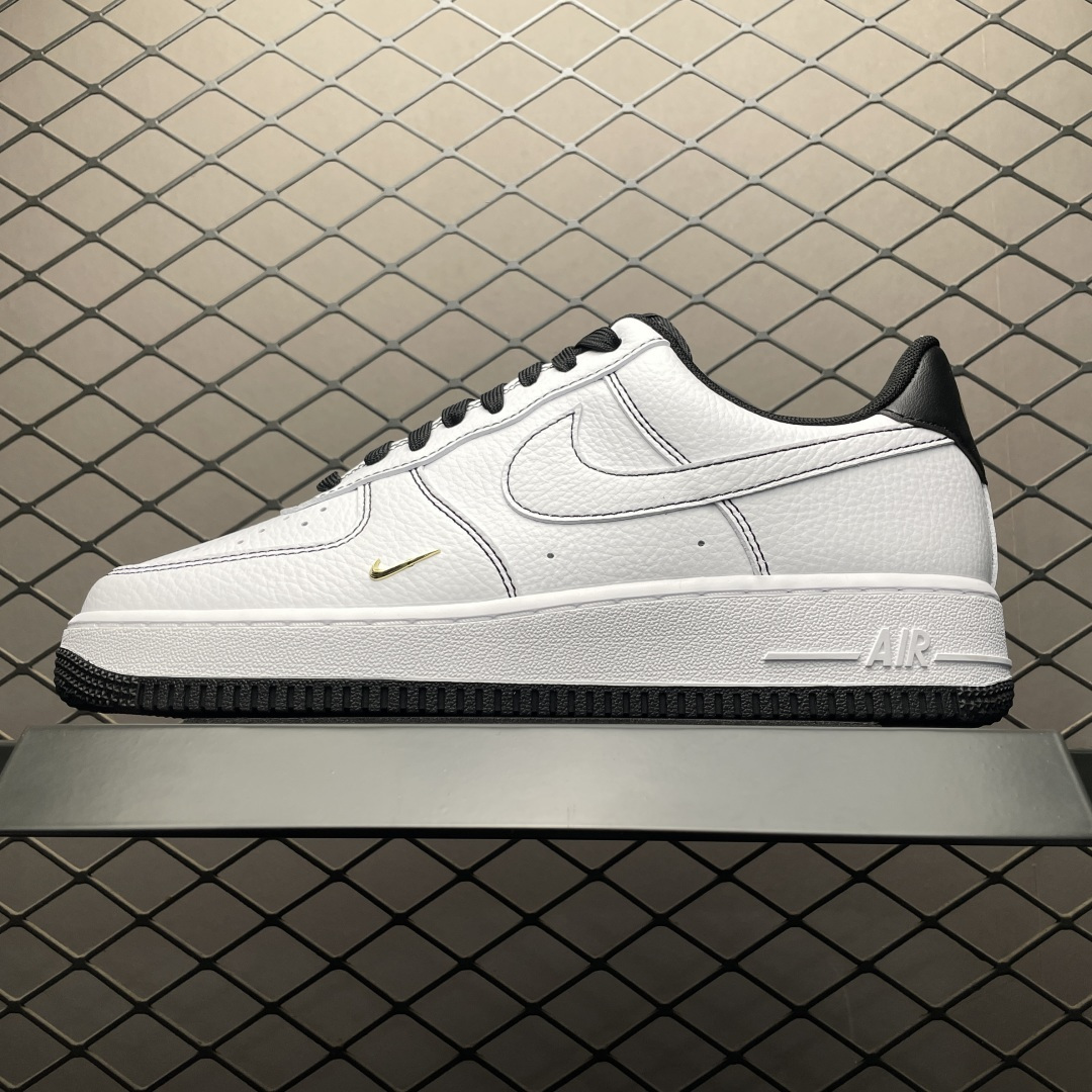💰550 純原NK Air Force 1 Low 空軍一號低幫休閒板鞋 IB6543-101 原廠衝刀皮料切割乾淨 無任何毛邊 打造純正空軍 全掌內建蜂窩氣墊 原盒配件 原廠中底鋼印、拉幫完美 全套原楦原模傾力打造完美版型 尺碼：36 