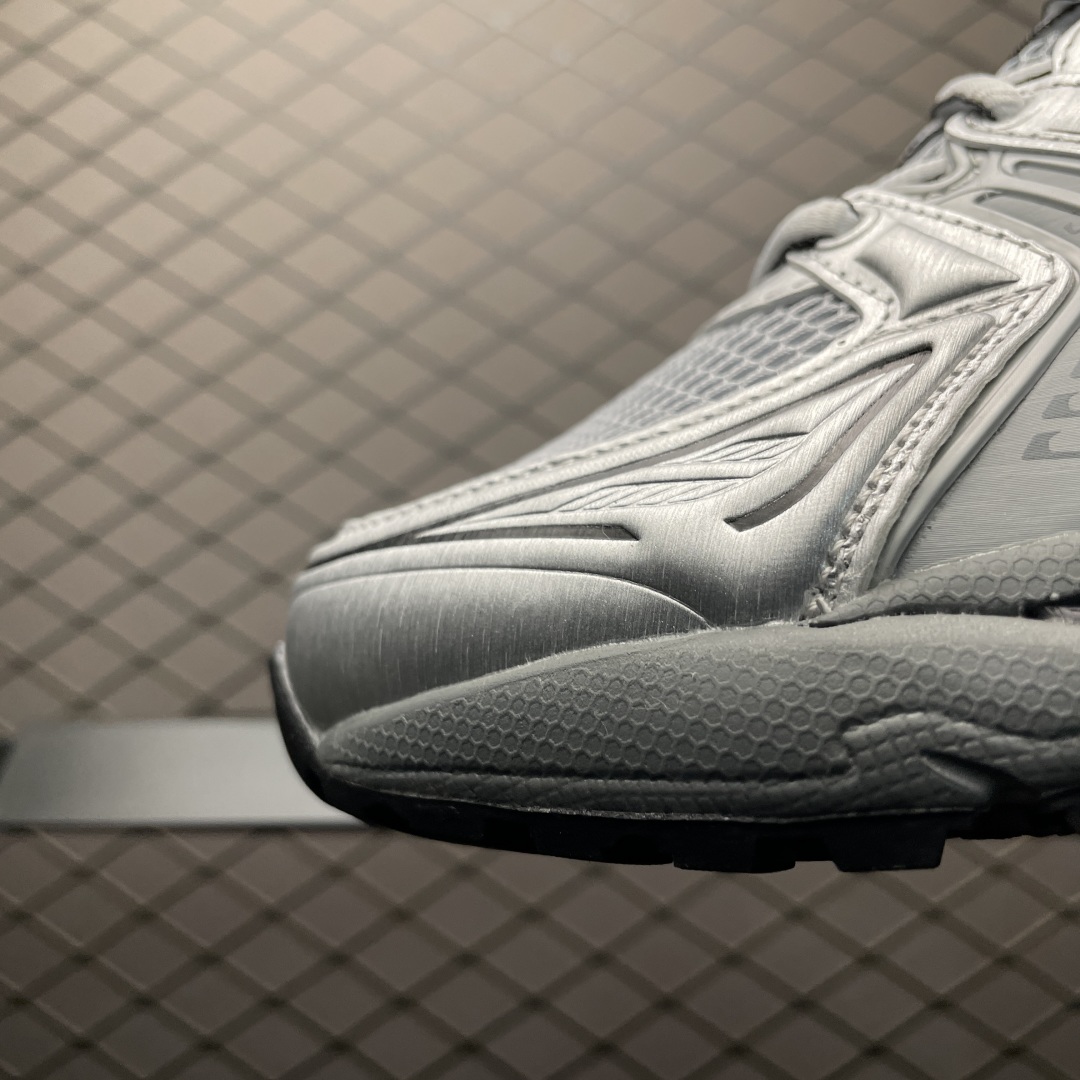   Asics 亚瑟士 GEL-Kayano 14 低帮运动休闲跑步鞋 1203A706-020 平台专