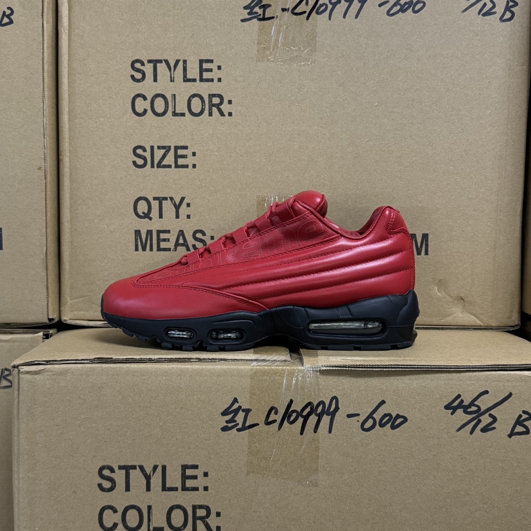 Supreme x Nike Air Max 95 LUX Collaboration Running Shoes - Blue 12 cmp i1755627135984 6578 0 10