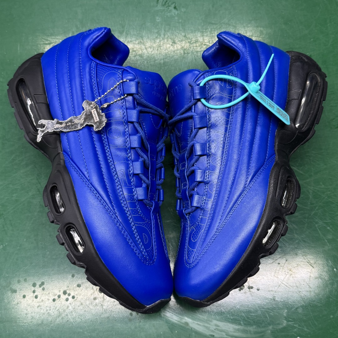 Supreme x Nike Air Max 95 LUX Collaboration Running Shoes - Blue 5 cmp i1755627138881 3854 0 5