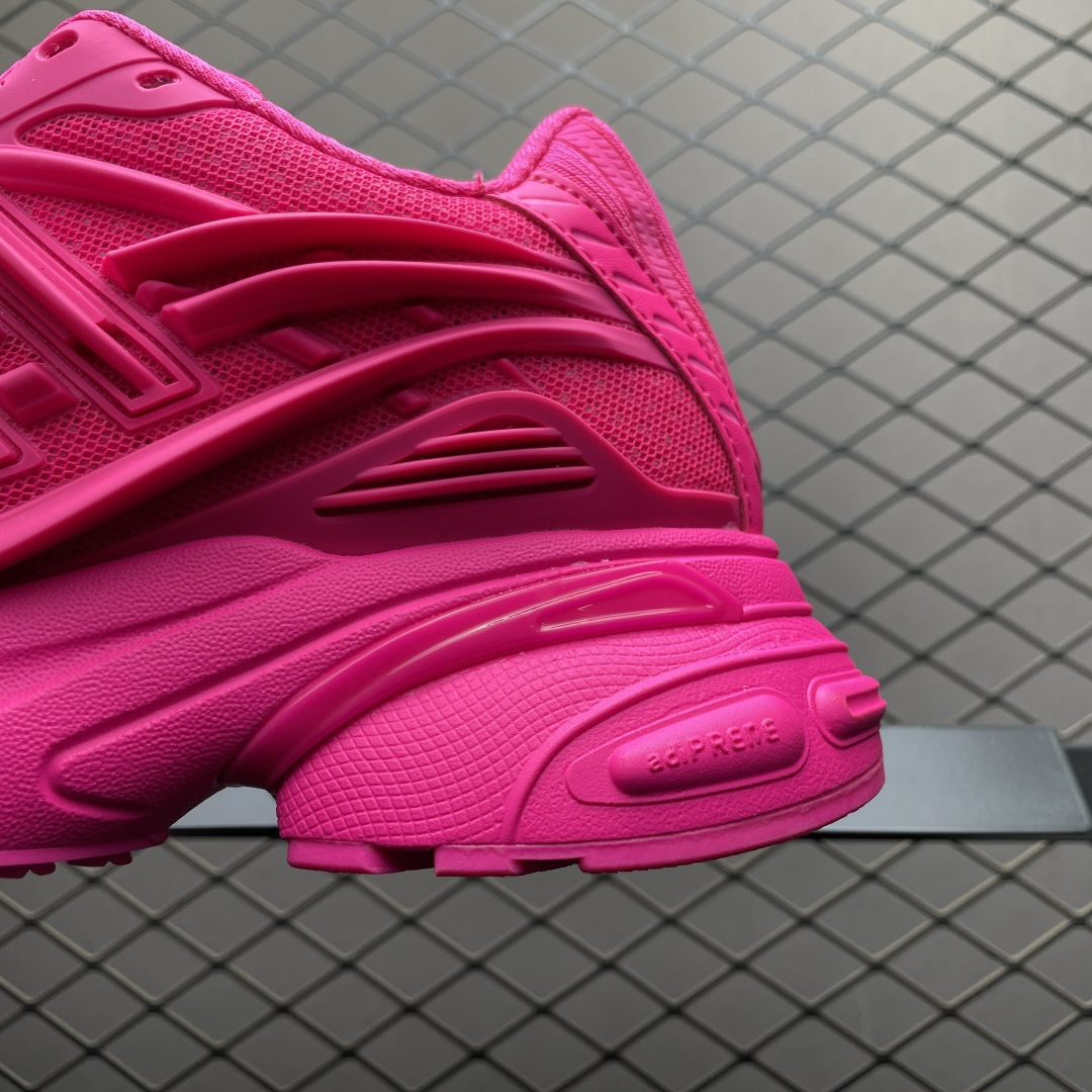 图片[4]-外贸爆款 Pharrell x AD Adistar Jellyfish 联名款低帮复古风老爹鞋 IG6936 未来科技感十足 以3D风格焕新演绎标志性三条纹 为造型添上点睛之笔 金属质感视觉效果TPU自带哑光反射 非常的细节 最大的亮点无疑是鞋屁股 大块的tpu包裹 让增高的大底不再突兀 更显腿长脚细 尺码：36 36.5 37 38 38.5 39 40 40.5 41 42 42.5 43 44 44.5 45 46 47-选品中心