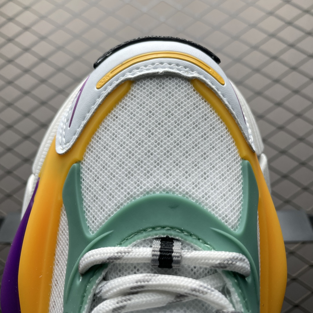图片[7]-外贸爆款 Pharrell x AD Adistar Jellyfish 联名款低帮复古风老爹鞋 JP9269 未来科技感十足 以3D风格焕新演绎标志性三条纹 为造型添上点睛之笔 金属质感视觉效果TPU自带哑光反射 非常的细节 最大的亮点无疑是鞋屁股 大块的tpu包裹 让增高的大底不再突兀 更显腿长脚细 尺码：36 36.5 37 38 38.5 39 40 40.5 41 42 42.5 43 44 44.5 45 46 47-选品中心