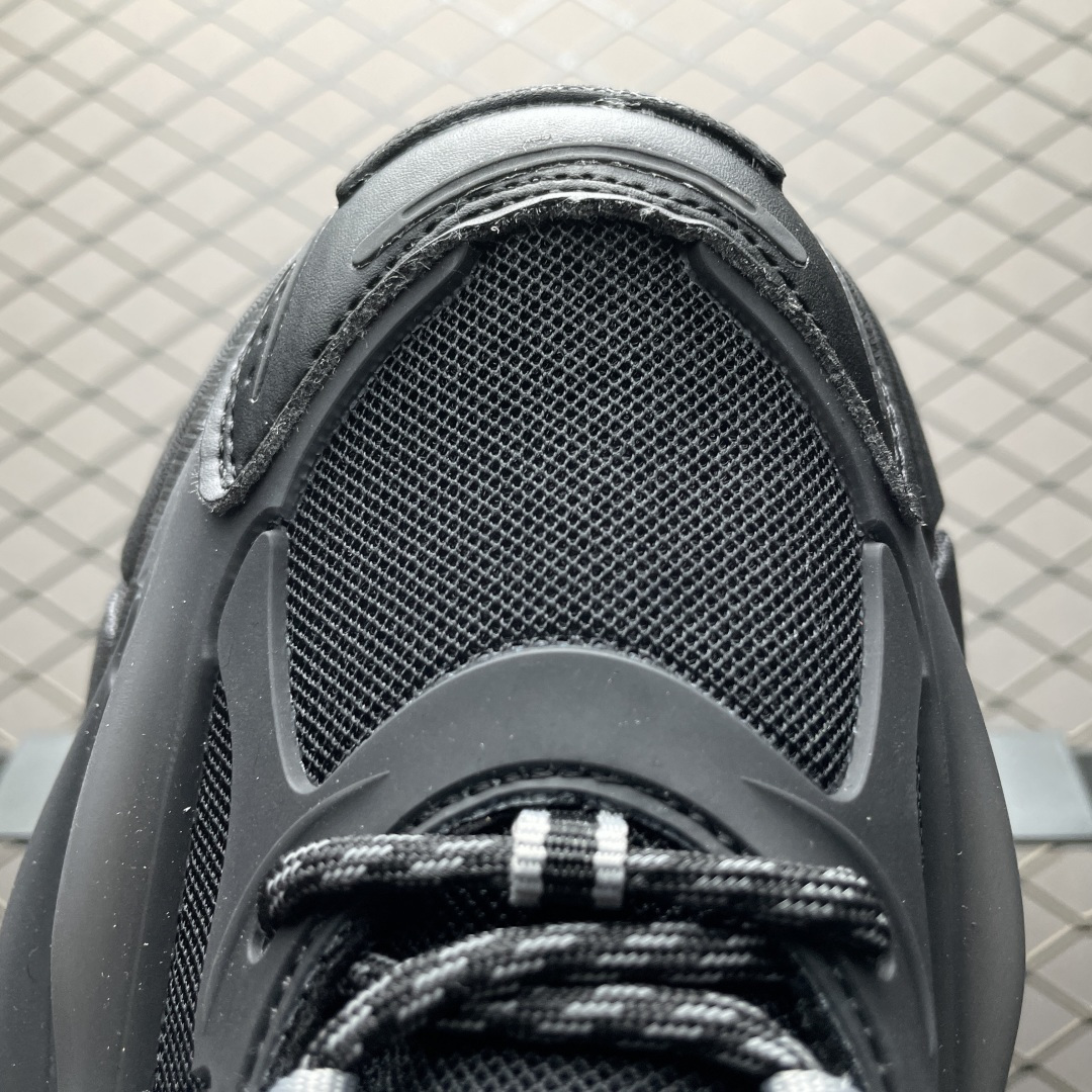 图片[7]-外贸爆款 Pharrell x AD Adistar Jellyfish 联名款低帮复古风老爹鞋 JP9260 未来科技感十足 以3D风格焕新演绎标志性三条纹 为造型添上点睛之笔 金属质感视觉效果TPU自带哑光反射 非常的细节 最大的亮点无疑是鞋屁股 大块的tpu包裹 让增高的大底不再突兀 更显腿长脚细 尺码：36 36.5 37 38 38.5 39 40 40.5 41 42 42.5 43 44 44.5 45 46 47-选品中心