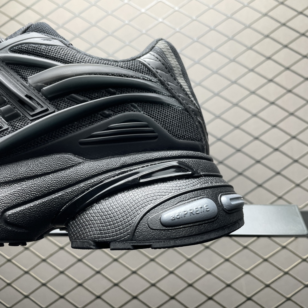 图片[4]-外贸爆款 Pharrell x AD Adistar Jellyfish 联名款低帮复古风老爹鞋 JP9260 未来科技感十足 以3D风格焕新演绎标志性三条纹 为造型添上点睛之笔 金属质感视觉效果TPU自带哑光反射 非常的细节 最大的亮点无疑是鞋屁股 大块的tpu包裹 让增高的大底不再突兀 更显腿长脚细 尺码：36 36.5 37 38 38.5 39 40 40.5 41 42 42.5 43 44 44.5 45 46 47-选品中心