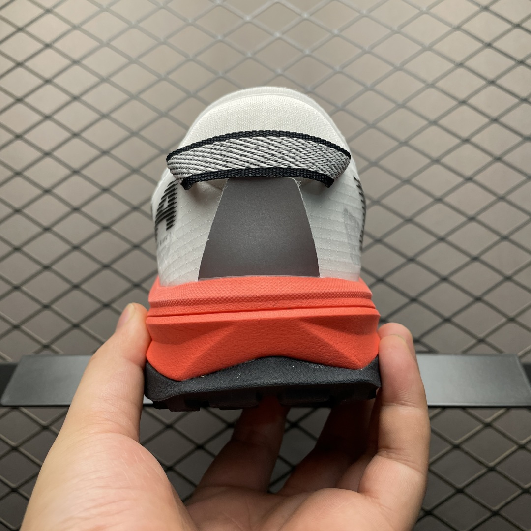 图片[2]-价格调整平台专供 Altra 奥创 Mont Blanc 勃朗峰 碳纤维板 减震防滑耐磨 低帮越野跑步鞋 AL0A82CA161 舒适百搭 高端外贸 平台零售专供品质 平台二级市场2K+ 尺码：39 40 40.5 41 42 42.5 43 44 44.5 45 46-选品中心