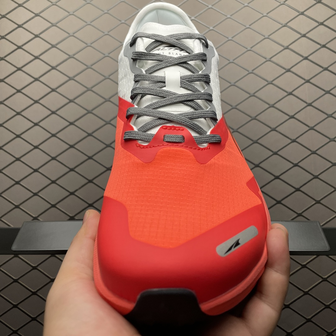 图片[9]-价格调整平台专供 Altra 奥创 Mont Blanc 勃朗峰 碳纤维板 减震防滑耐磨 低帮越野跑步鞋 AL0A82CA161 舒适百搭 高端外贸 平台零售专供品质 平台二级市场2K+ 尺码：39 40 40.5 41 42 42.5 43 44 44.5 45 46-选品中心